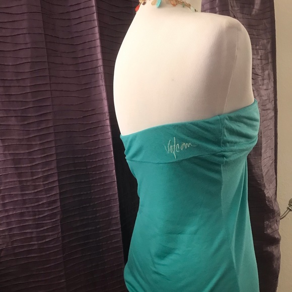 Preloved🤙🏼Volcom🤙🏼 tube top blouse - Picture 3 of 8